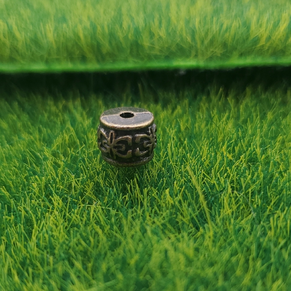 Bronze Victorian Calligraphy‎ Charm P326